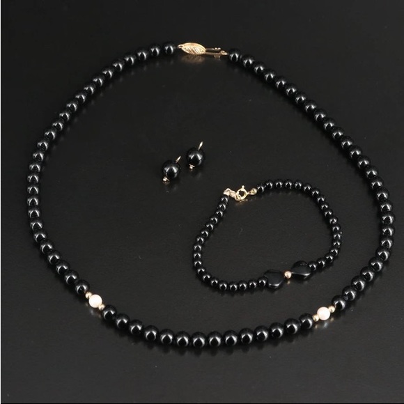 14K Black Onyx Bracelet Necklace and earrings with Pearl Accents
